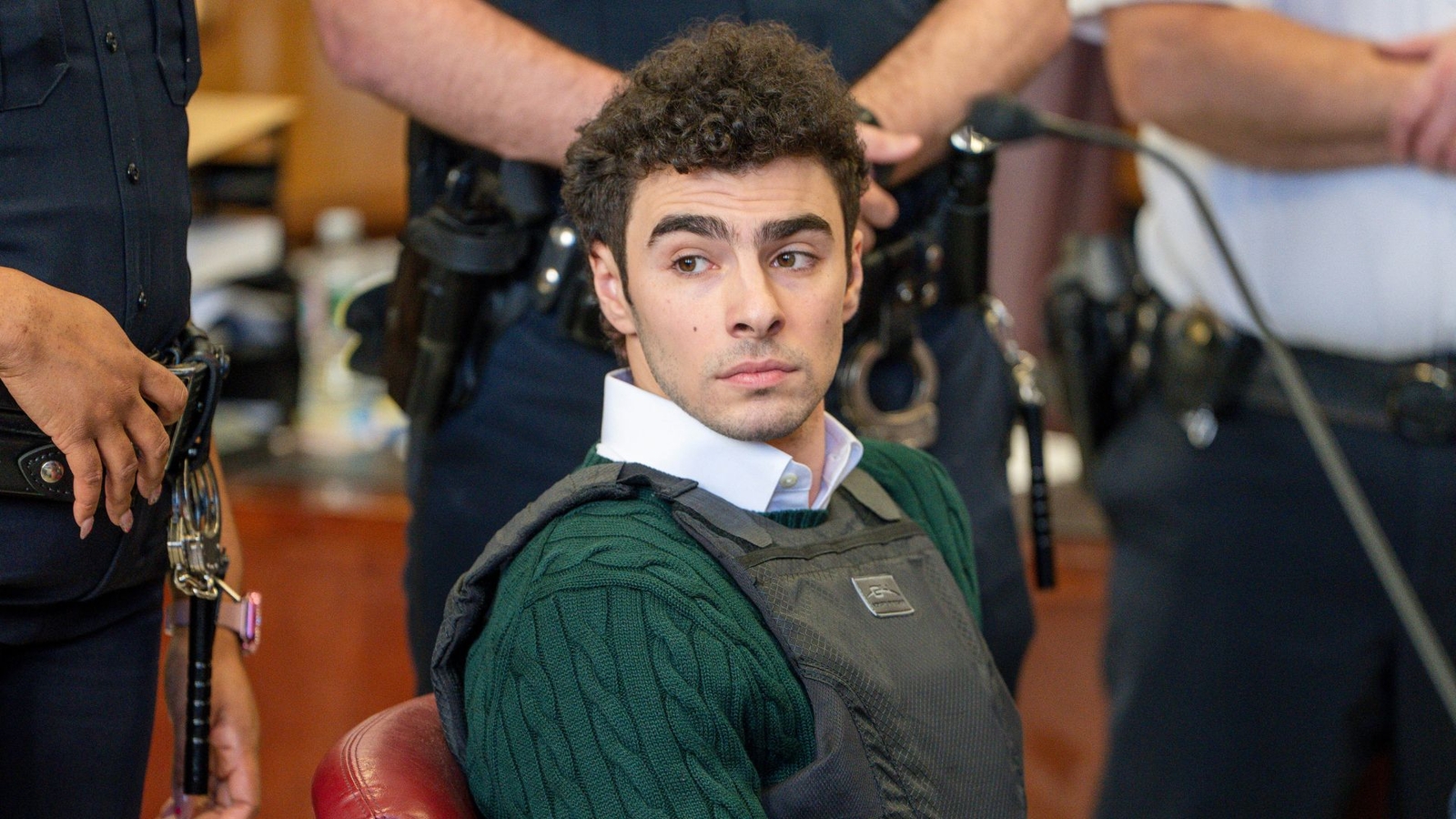 Luigi Mangione defense accuses prosecutors of improperly reviewing his private medical records