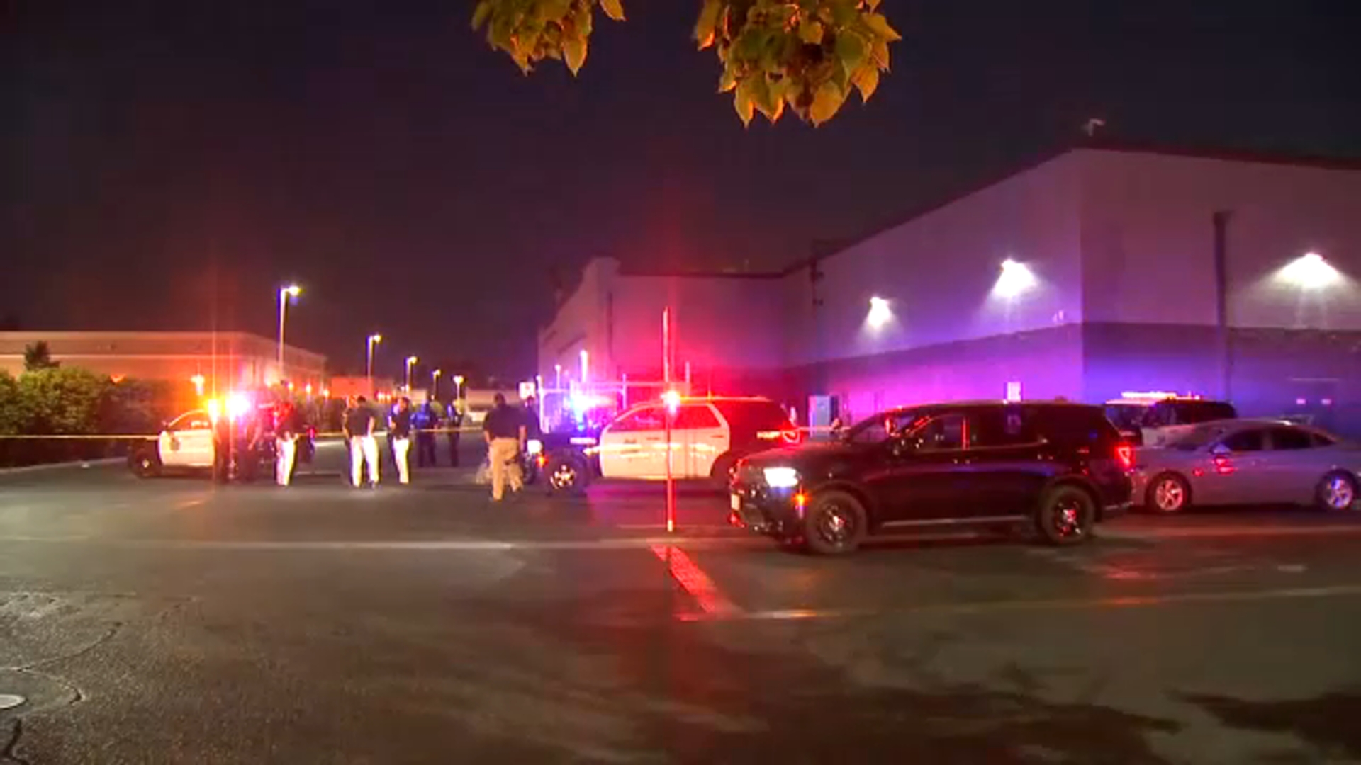 Shooting suspect arrested after being hit by Fresno Police car in River Park, police say