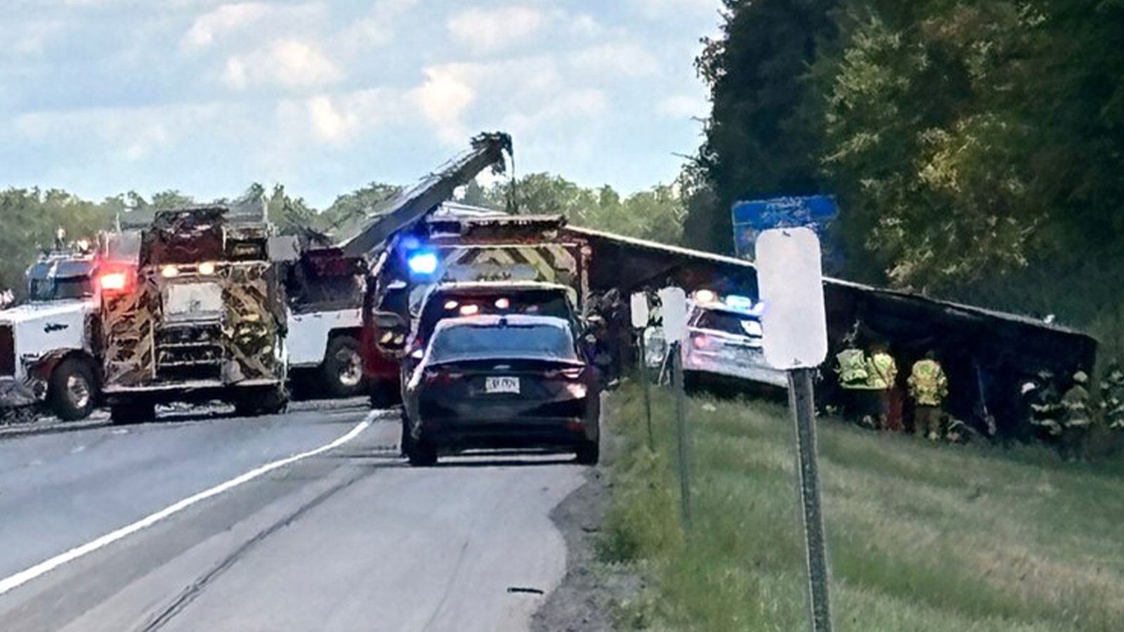 5 people killed in deadly tour bus crash in Upstate New York identified by state police