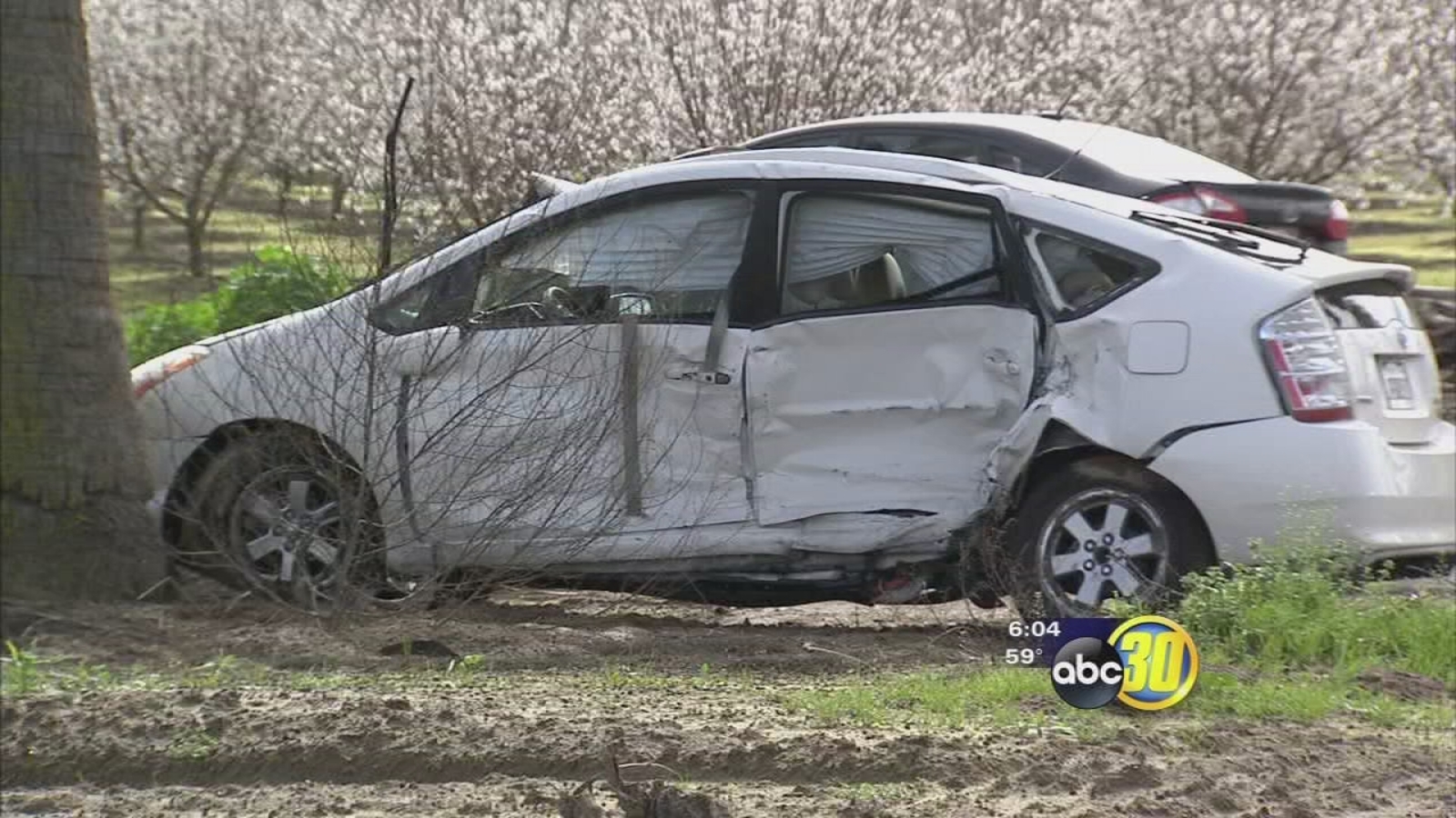 Fresno County crash leaves one dead - ABC30 Fresno