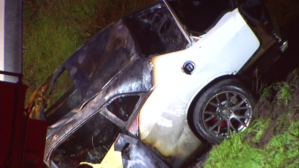 Fiery fatal accident closes 3 Southbound lanes of 101 in Sausalito