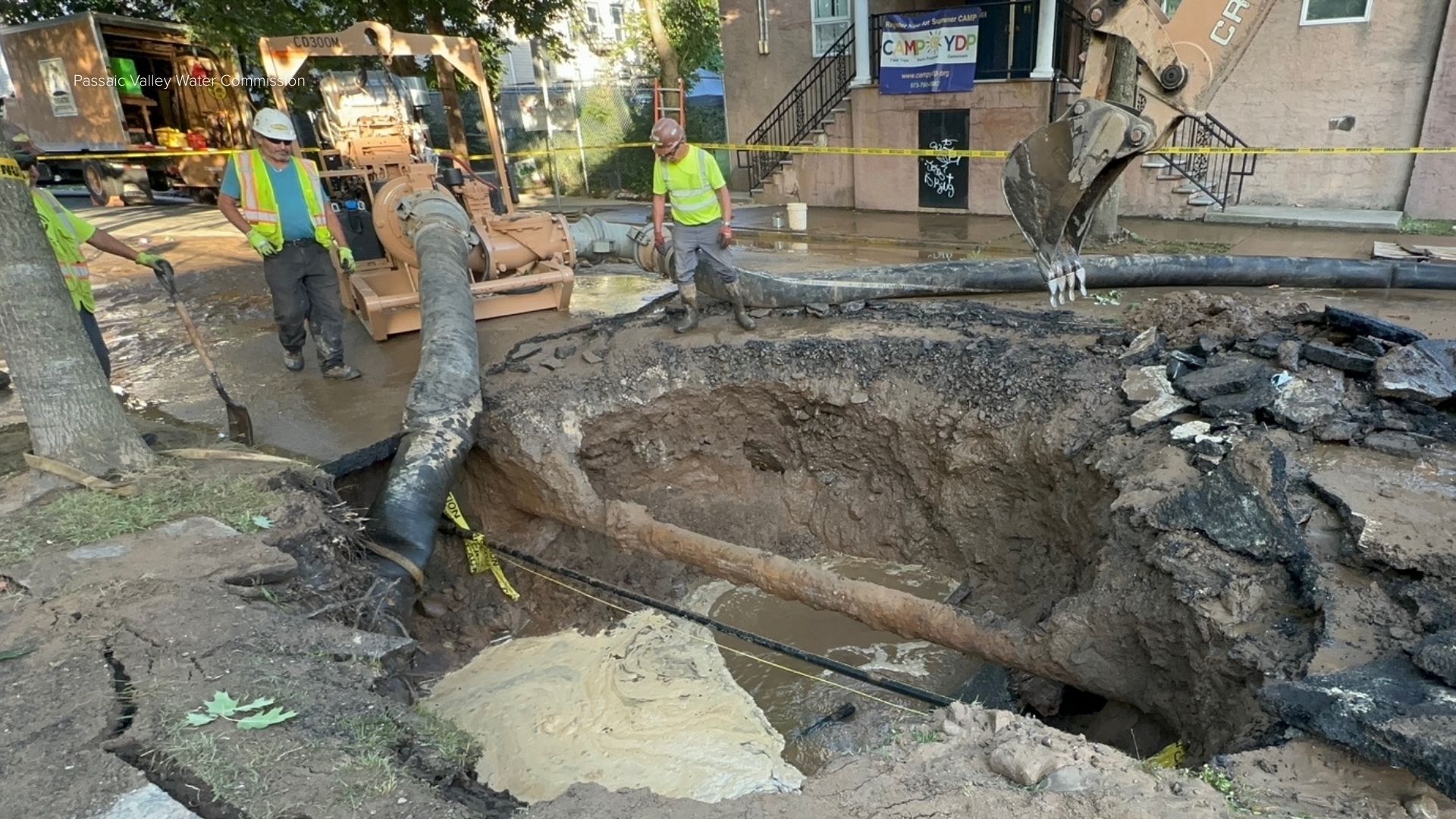 Minor water main break reported in Paterson, New Jersey - ABC7 New York