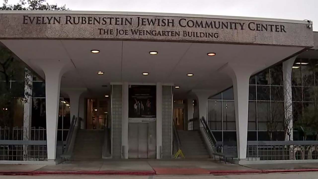 Houston Jewish center receives bomb threat