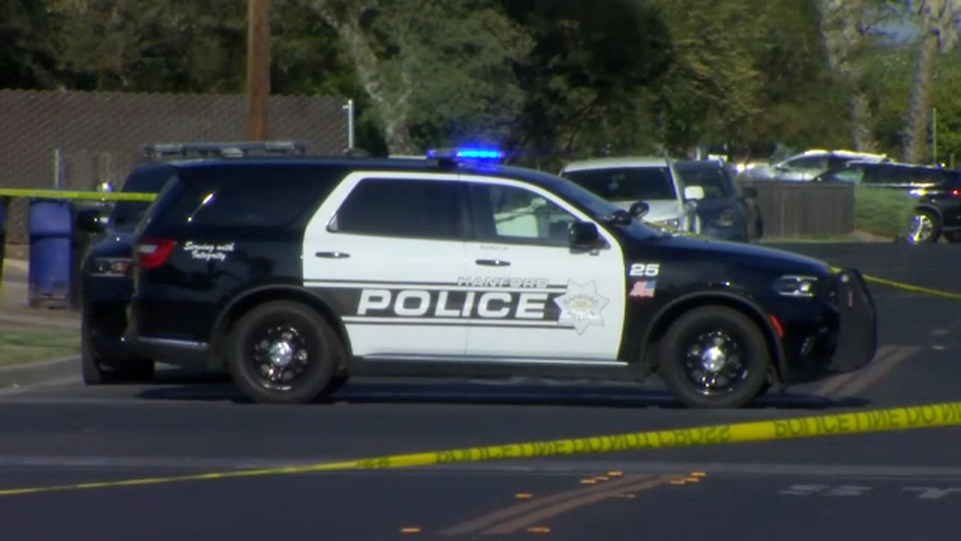 Teenager shot at park in Hanford, suspect still at large, police say