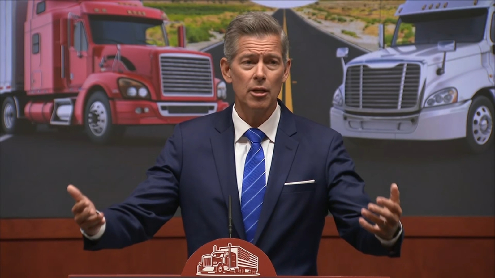 Trump threatens some California, Washington, New Mexico funding over enforcing trucker English rules