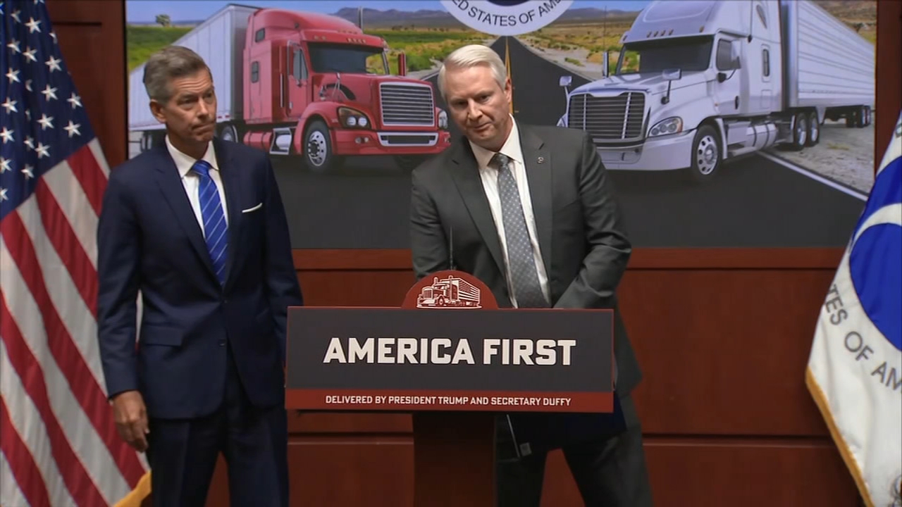 Trump threatens some state funding over enforcing trucker English rules