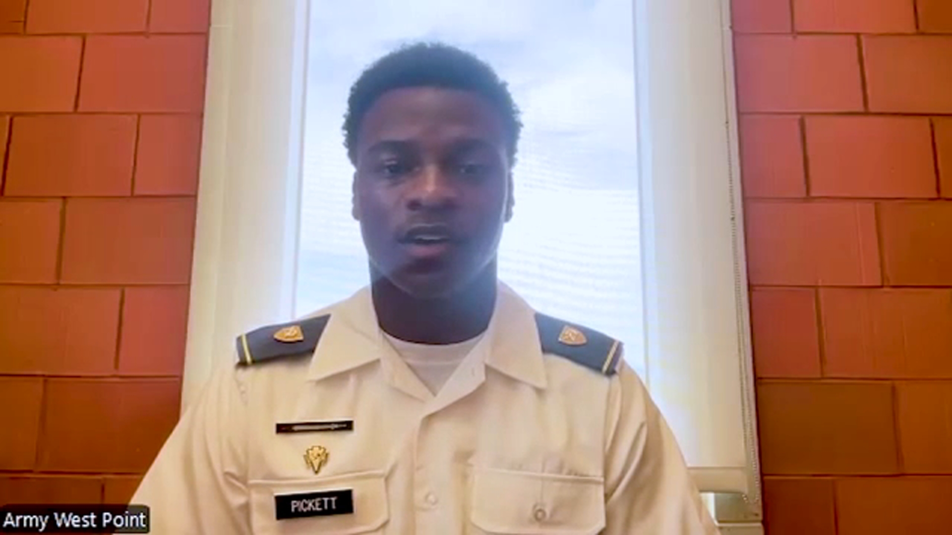 Larry Pickett Jr. | Army football player, NC native who attends West Point talks about saving man from fiery car wreck in NY - ABC11 Raleigh-Durham