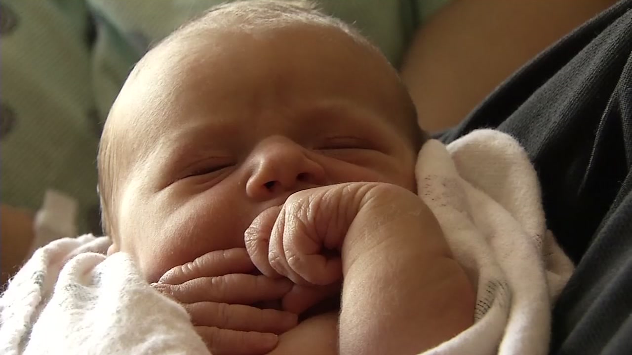 Baby born in car outside Berkeley hospital, parents describe wild ride
