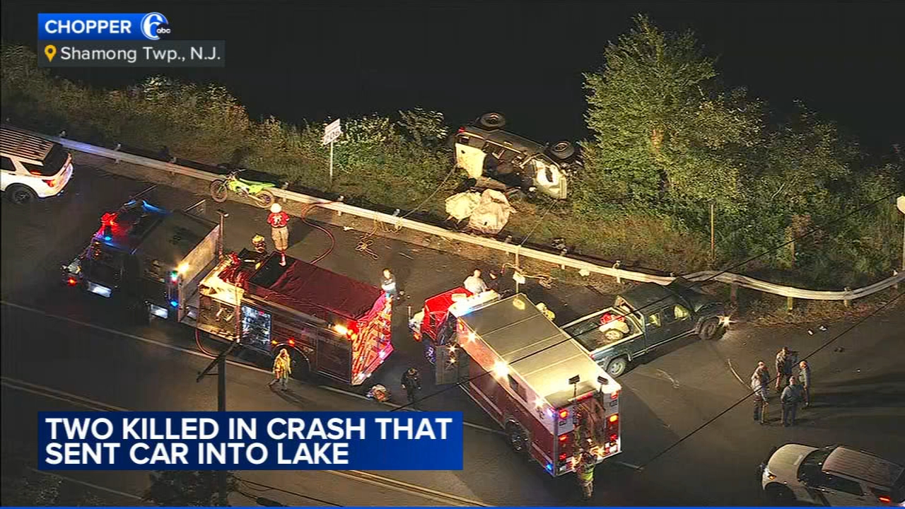 2 killed after car collides with pickup truck, ends up in lake in