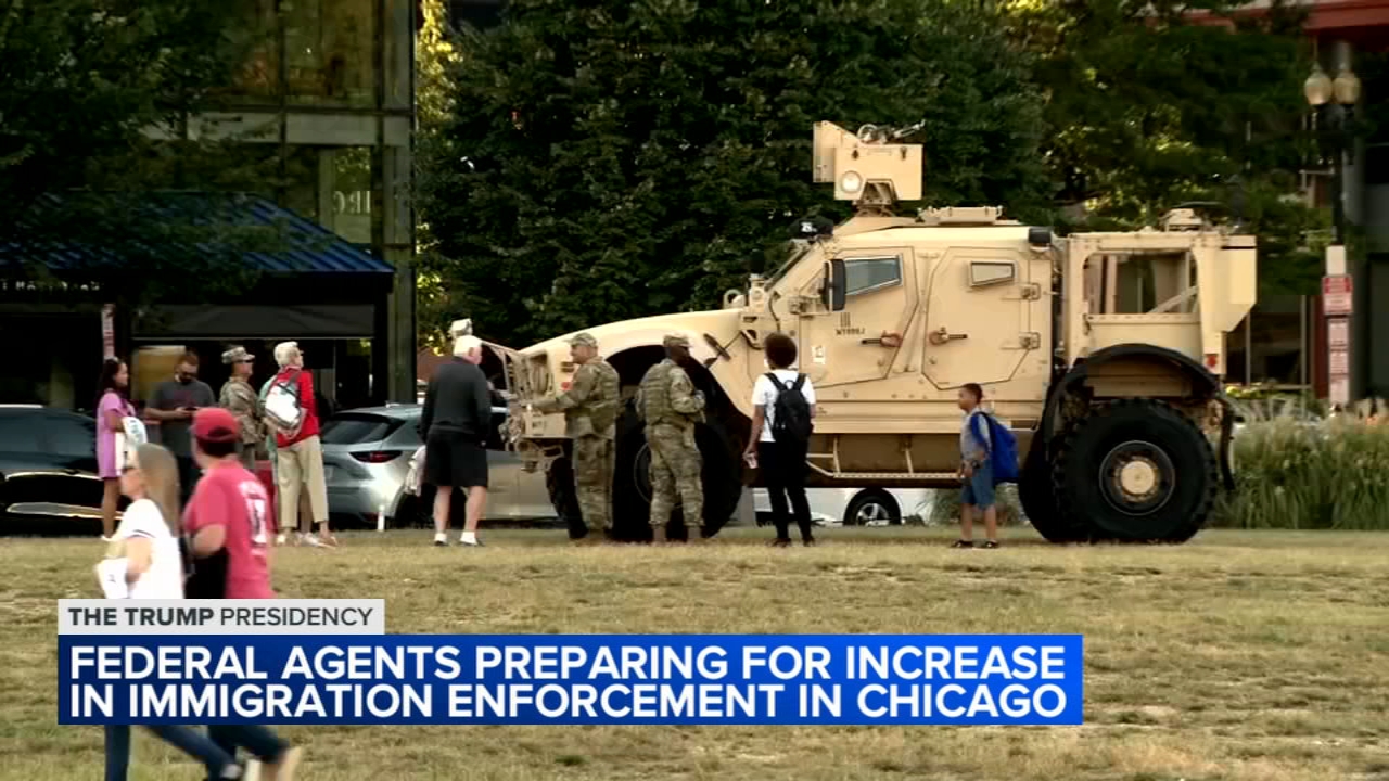 Trump says he's sending National Guard to Chicago