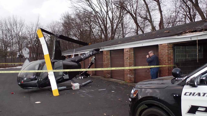 Helicopter Crashes Into Apartment Complex Parking Lot In Chatham New Jersey Abc7 New York
