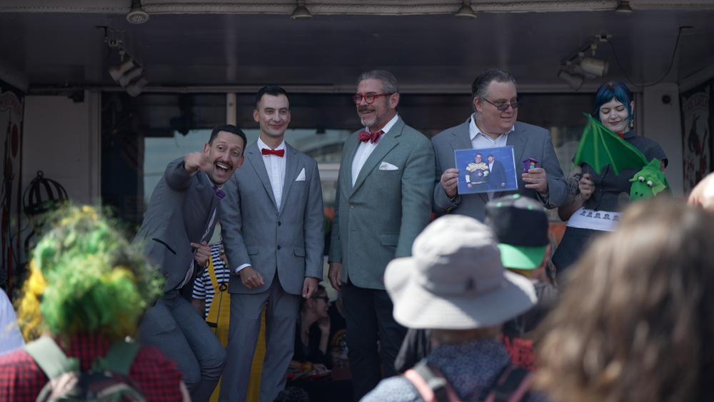 I know you are but what are we? Pee-wee look-alikes, that's what!