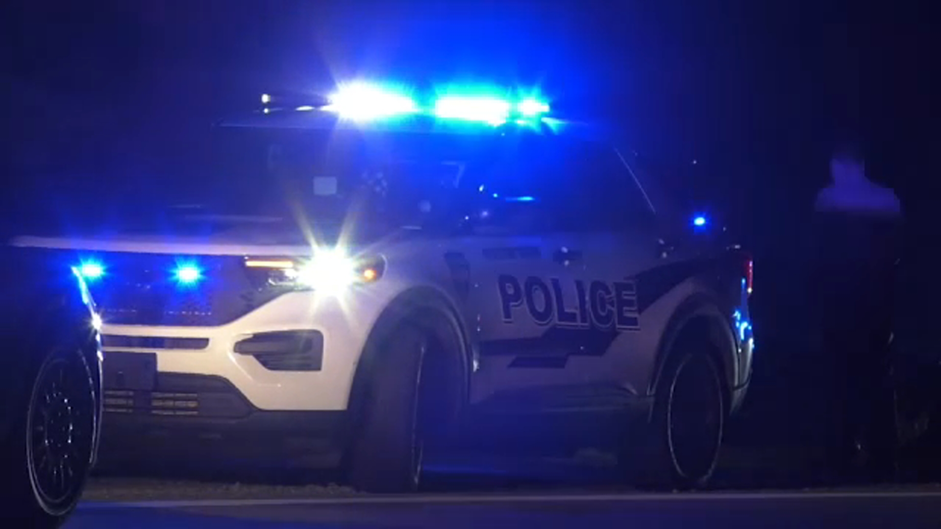 2 arrested, 2 at large after police chase in Dunn