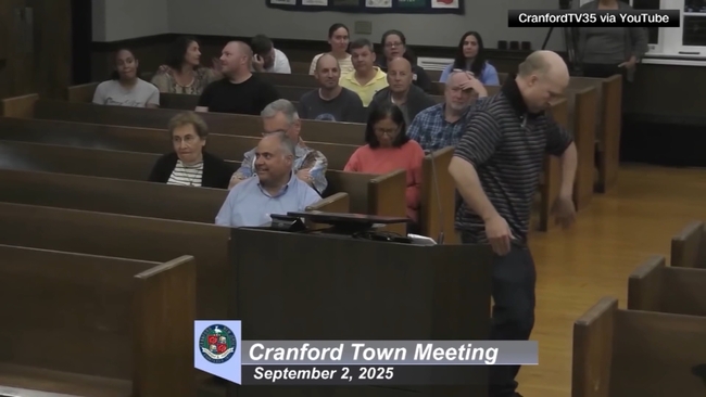 17747657_090525-wpvi-cnn-dancing-nj-townhall-raw-video-vid.jpg