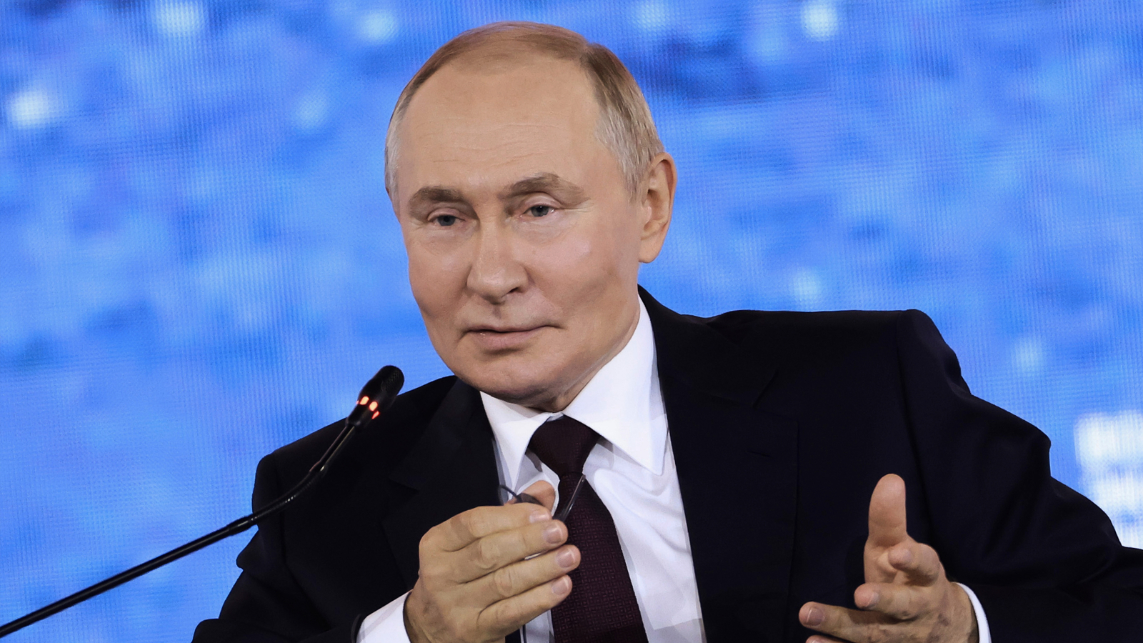 Putin says foreign troops deployed to Ukraine would be legitimate targets