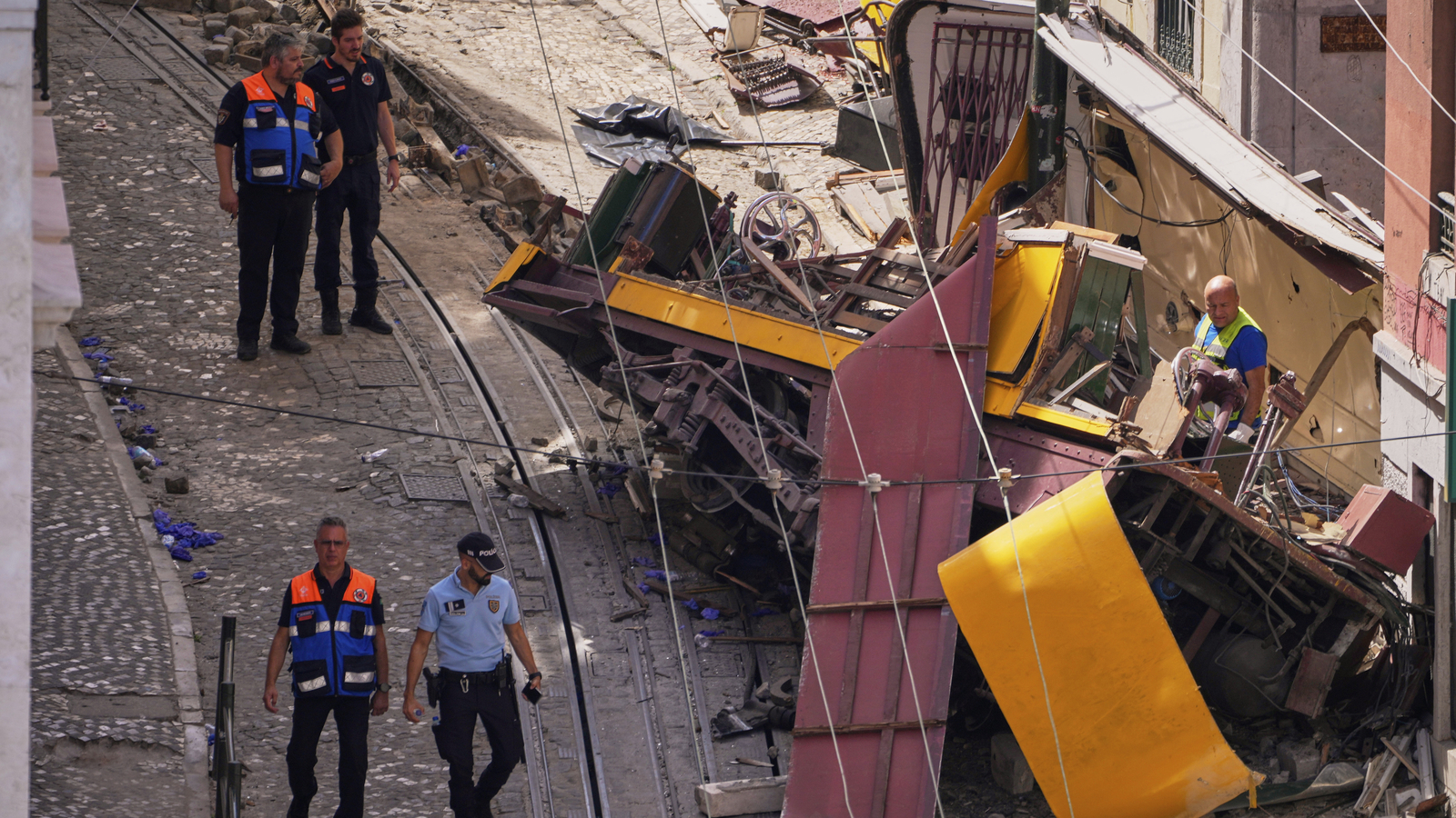 Most of those killed in Lisbon streetcar derailment were foreigners, including 1 American: police