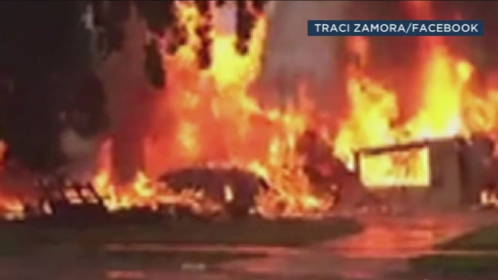 3 dead, 2 injured after plane crashes into homes