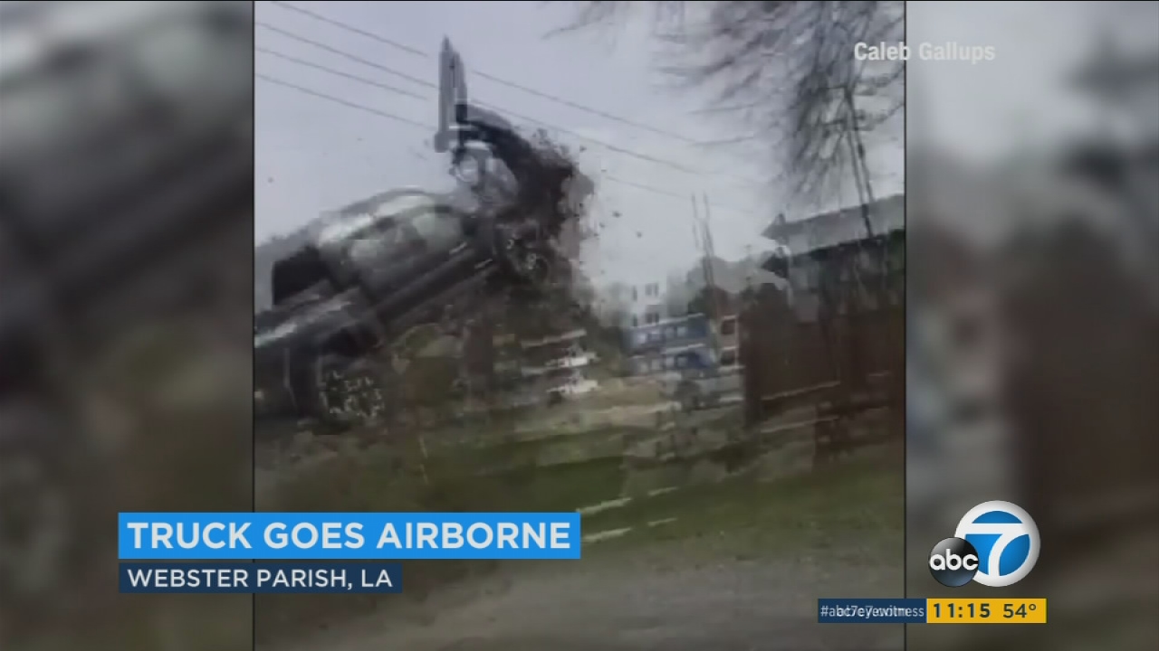 VIDEO: Truck goes airborne during police chase
