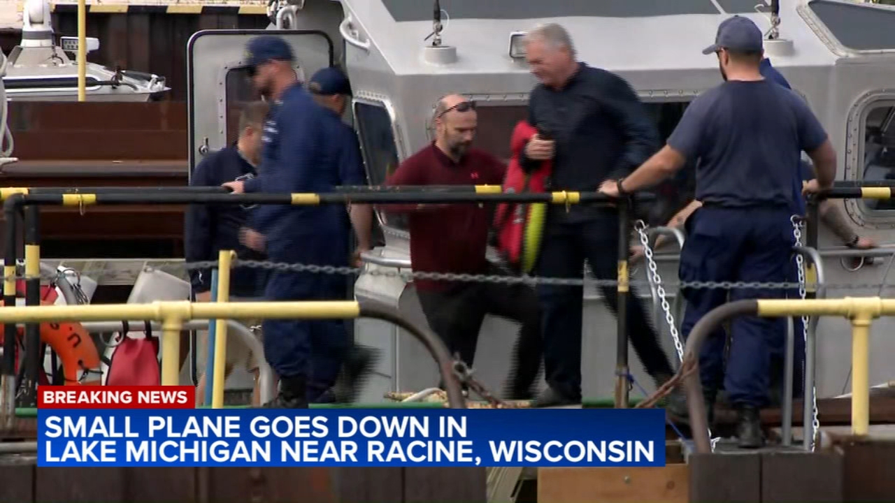 3 rescued after small plane crashes into Lake Michigan off WI coast