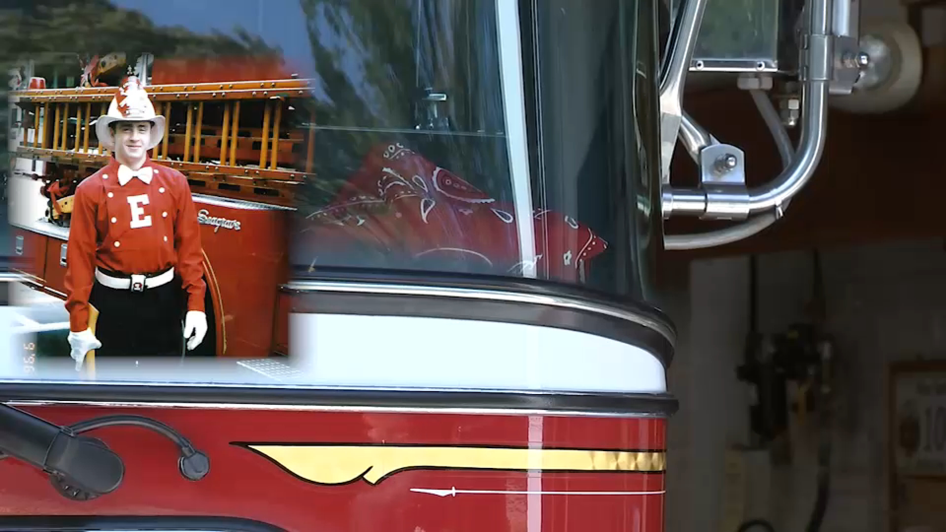 Family honors 9/11 hero Welles Crowther, known as 'the Man in the