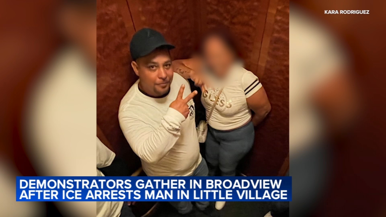 Protesters rally against ICE arrest of day laborer on SW Side
