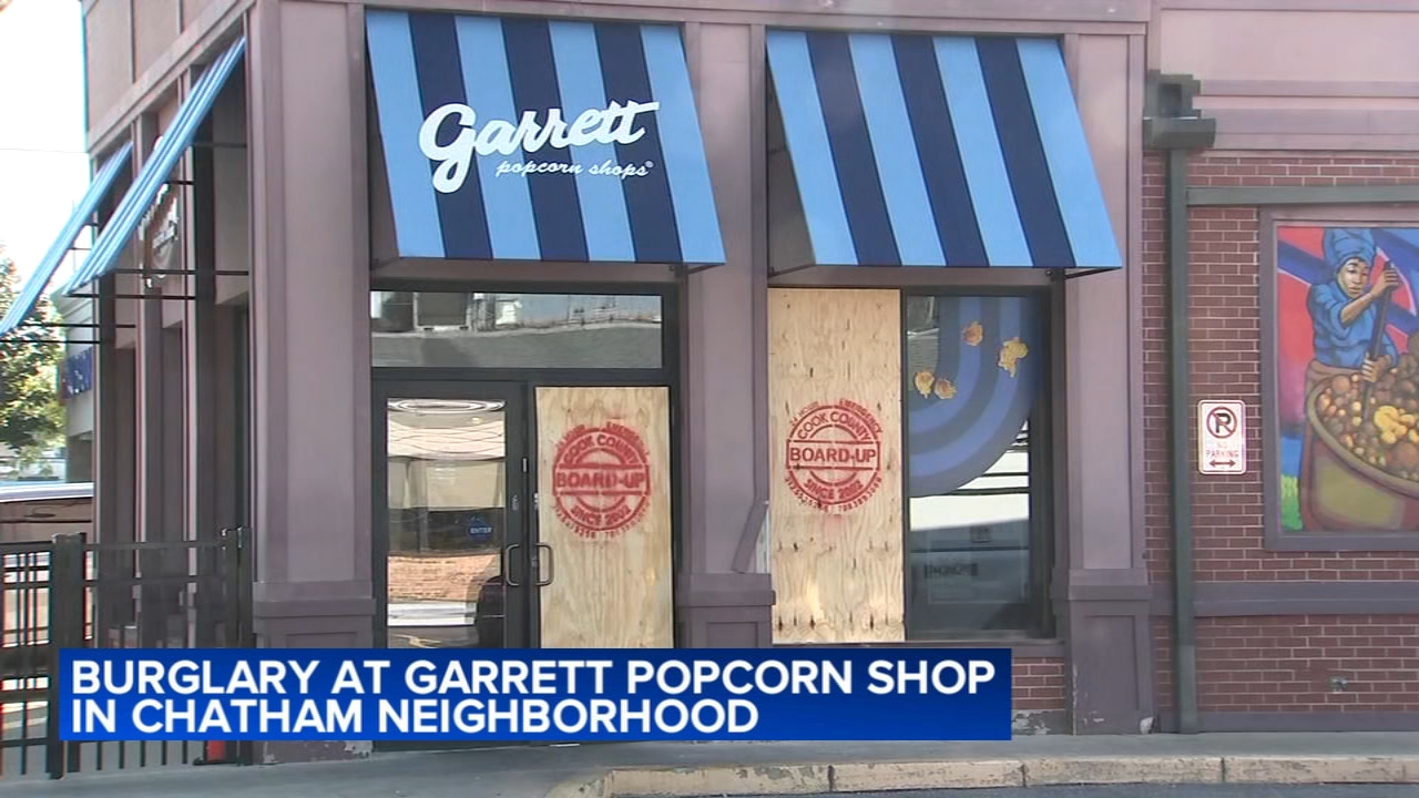 Garrett Popcorn store burglarized on South Side: CPD