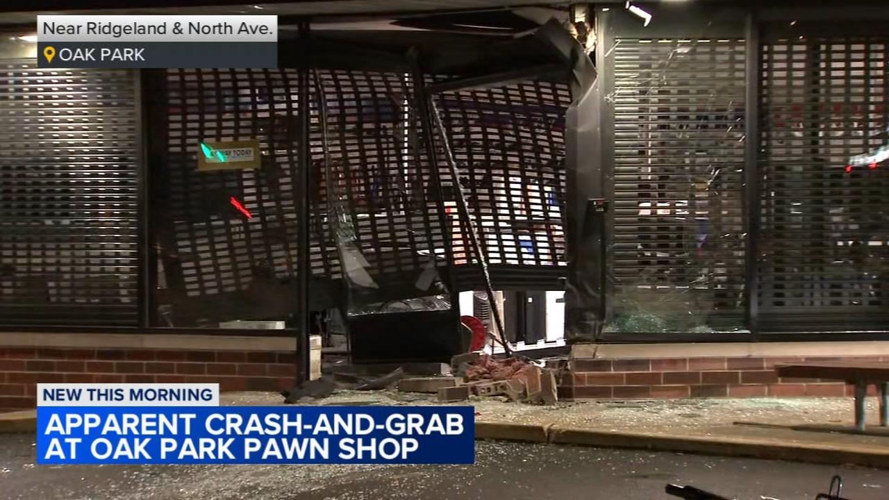 
3 in custody after west suburban crash-and-grab, chase