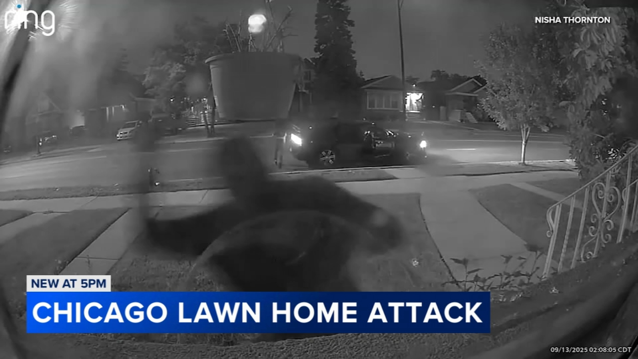 Men attack South Side home with bat, incendiary device: VIDEO