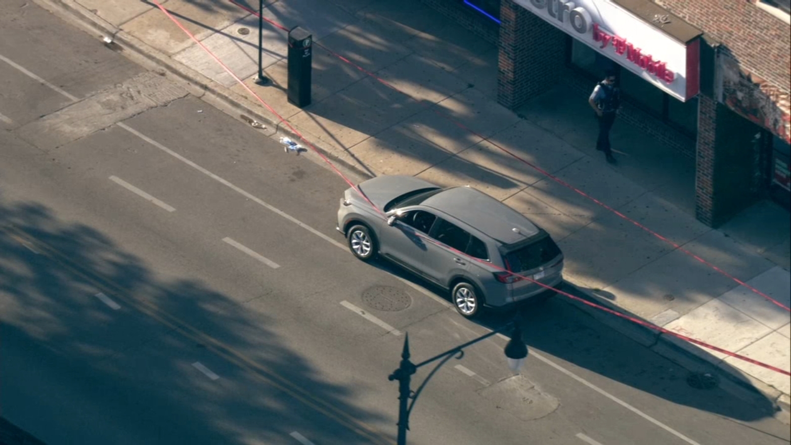 Chicago shooting, today: Man shot in Albany Park at 4900 block of N ...