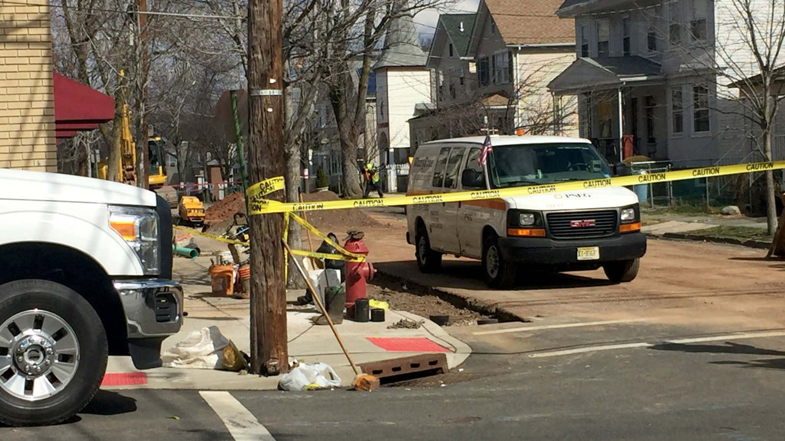 2 gas leaks prompt evacuations, traffic issues in Kearny, New Jersey