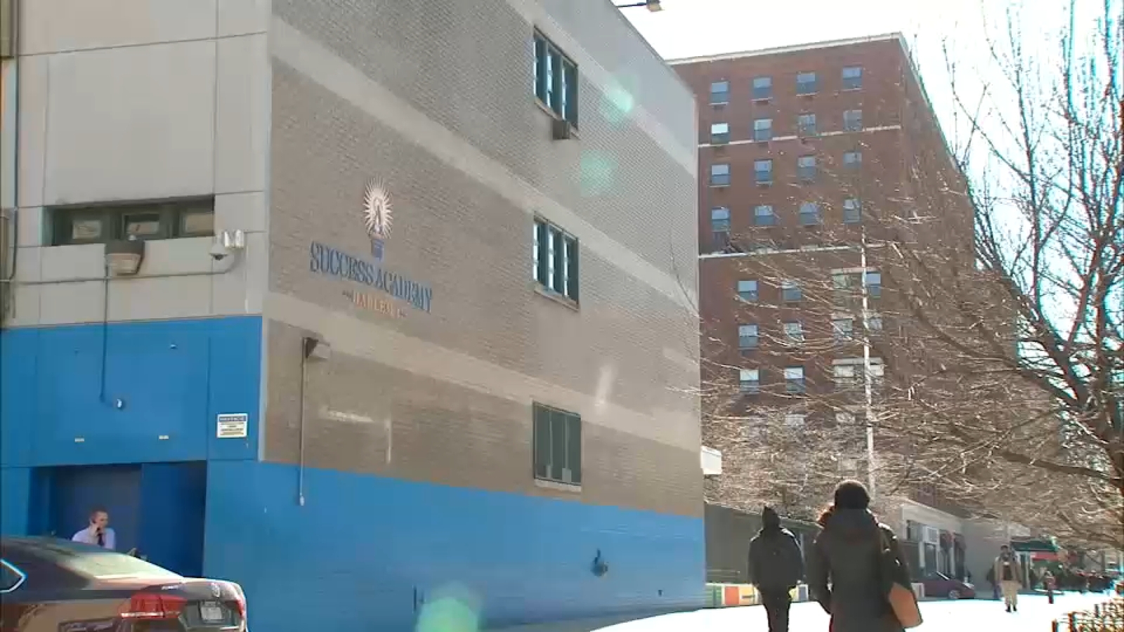 NYC Charter School Supporters March Across Brooklyn Bridge Amid Mayoral Race Tensions