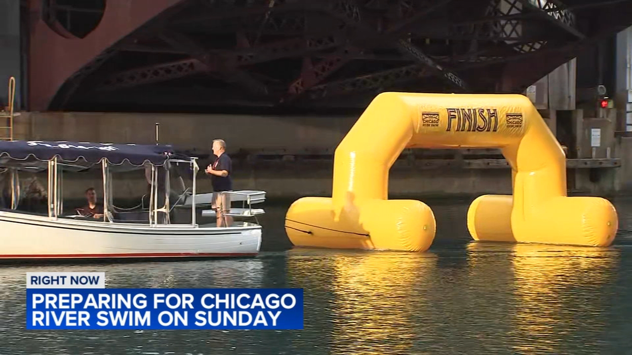 
Swimmers set to jump into Chicago River this weekend