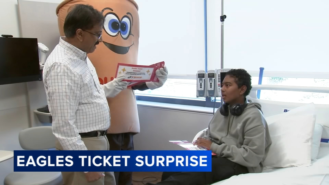 Teen cancer survivor surprised with Eagles tickets