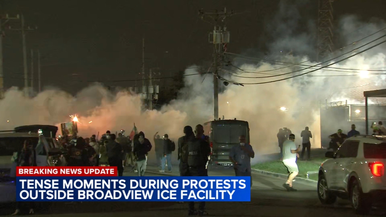 Arrests made as protesters clash with ICE at Broadview facility: DHS