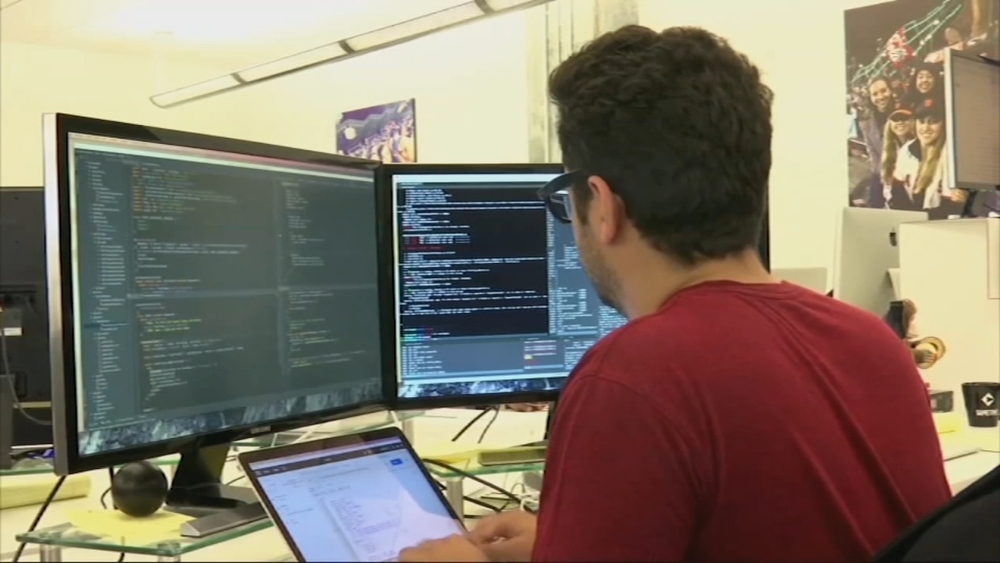 $100K H-1B visa application fee could disrupt tech industry: experts