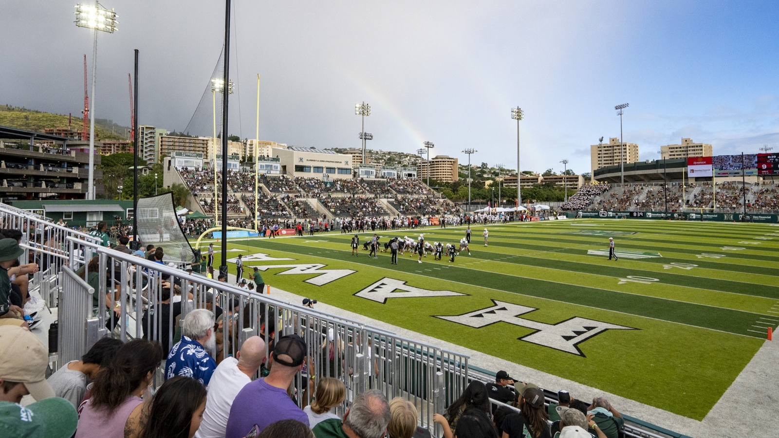 Fresno State wins thriller 23-21 over Hawaii in Mountain West opener