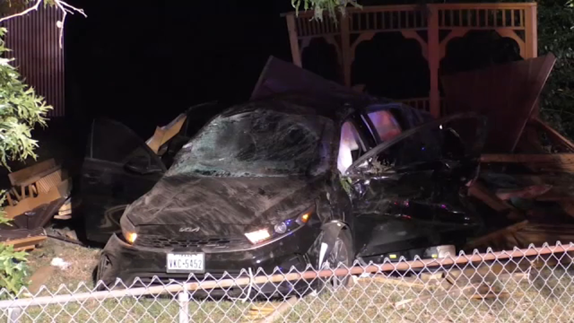 3 injured in Fayetteville crash: NCSHP