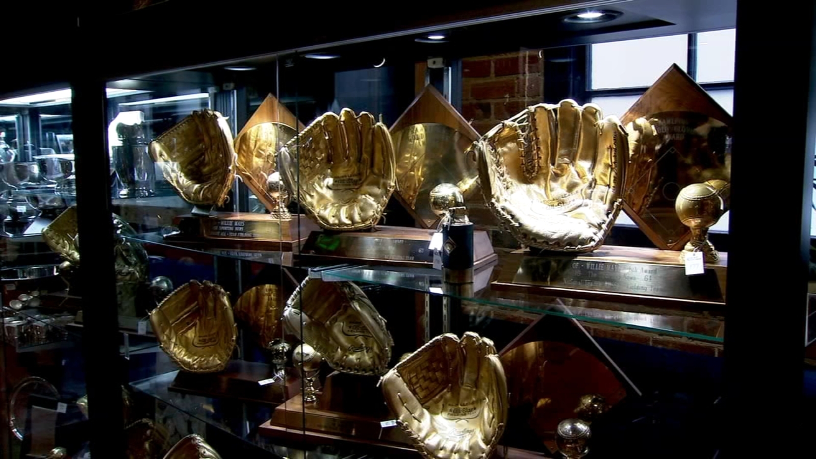Willie Mays' personal collection up for auction to benefit his Say Hey! Foundation
