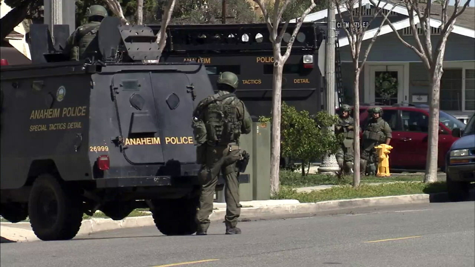 No explosives, guns found in Anaheim home after suspect arrested ...