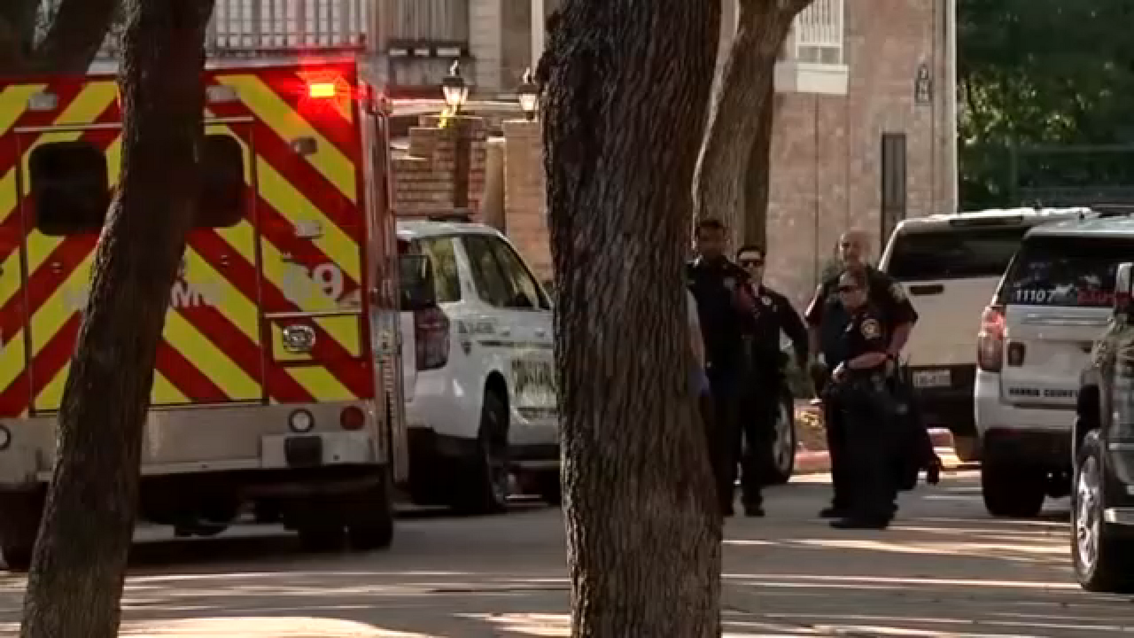 Driver arrested after leading police chase in box truck in west Harris ...