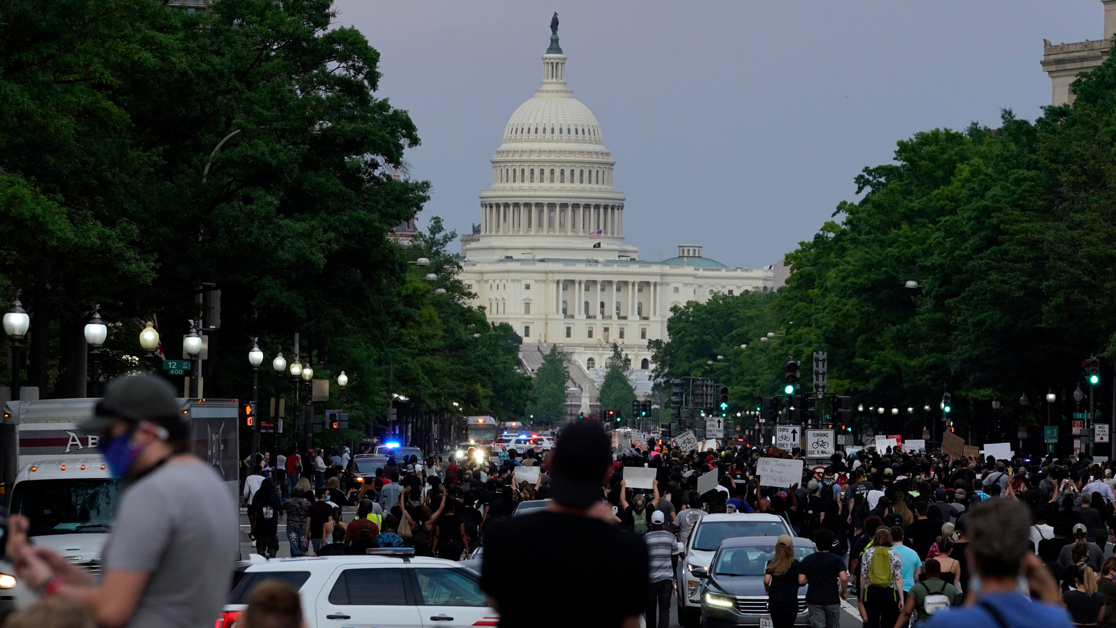 FBI fires agents photographed kneeling during 2020 racial justice protest, sources say