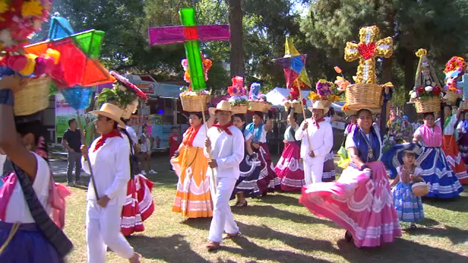 25th Annual Guelaguetza celebrates Oaxacan tradition and culture at Fresno City College