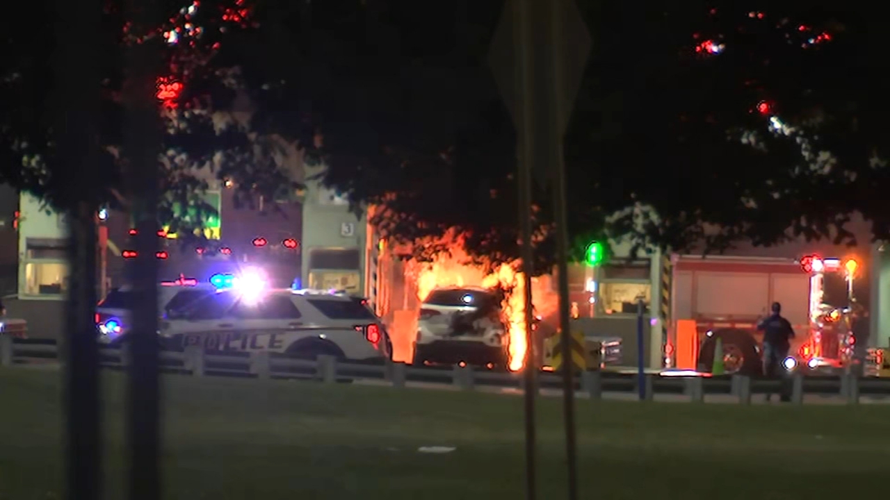 An SUV caught fire on the Walt Whitman Bridge Toll Plaza Sunday night, closing some of the westbound lanes for a time.