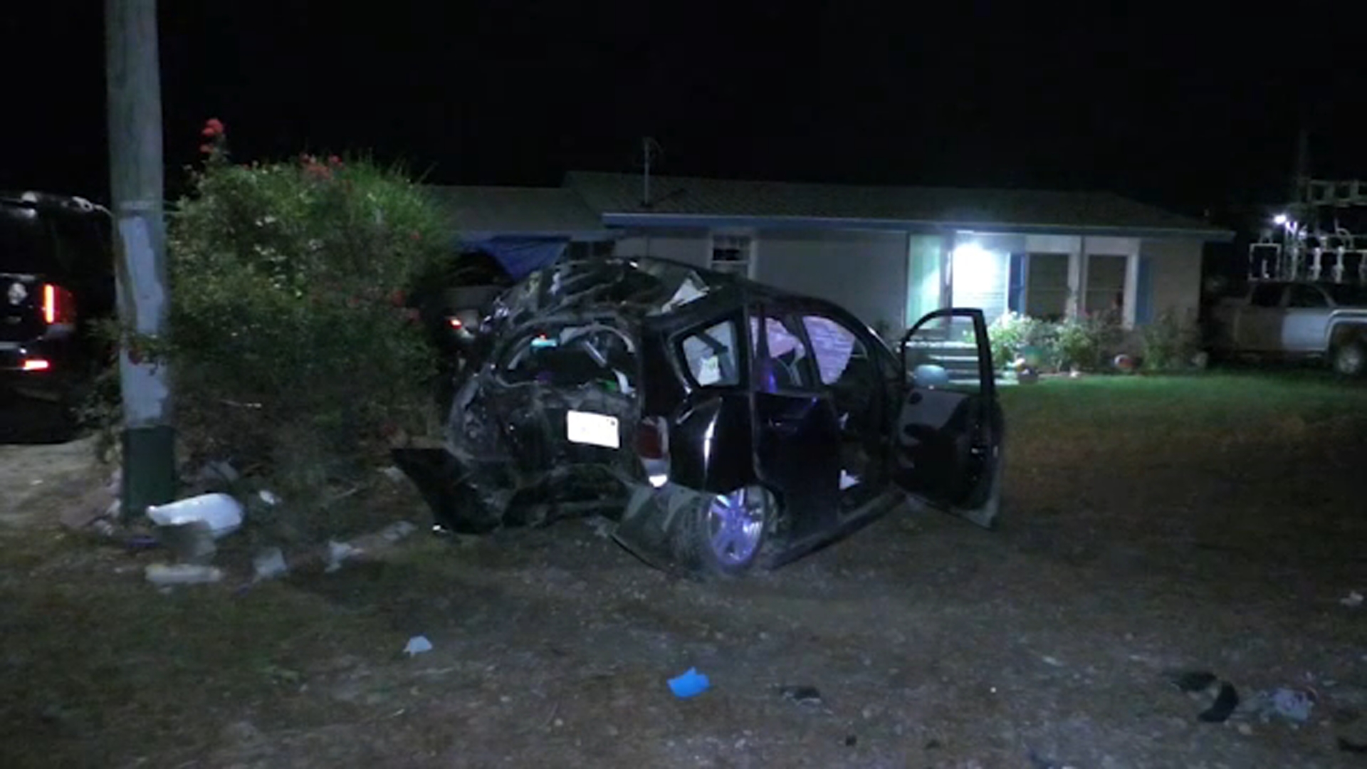 18-year-old seriously injured in Fayetteville crash