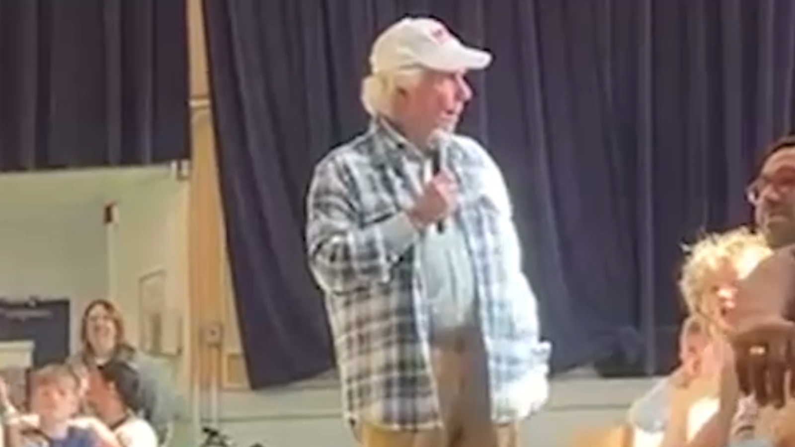 Actor and Author Henry Winkler Returns to Ps 87 to Talk About Dream...