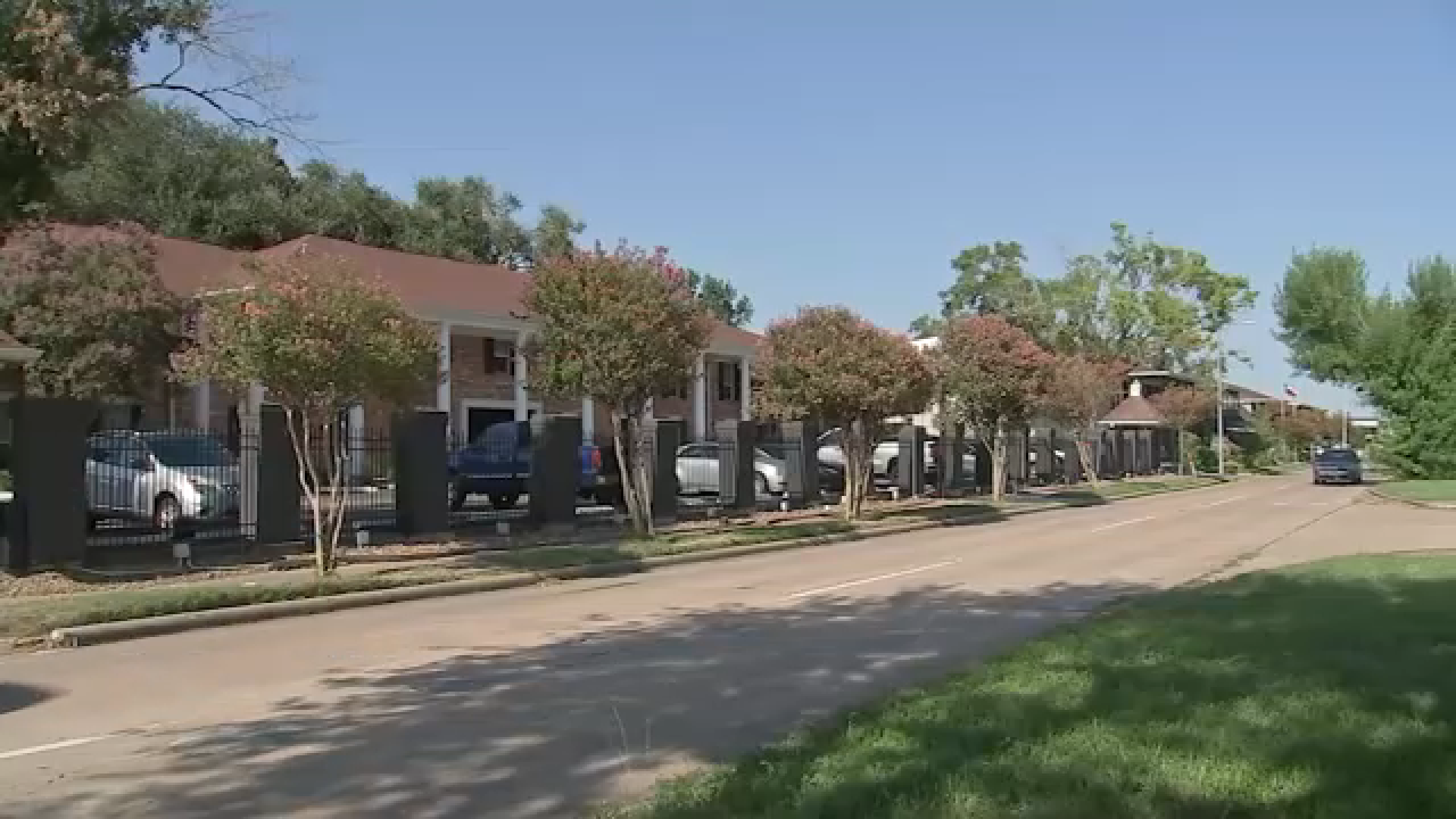Houston police asking for help solving crime at 'nuisance' apartment in Meyerland