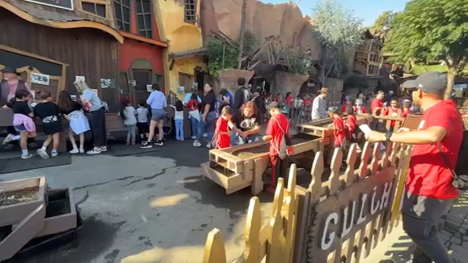 Thousands of students enjoy special access to Big Fresno Fair