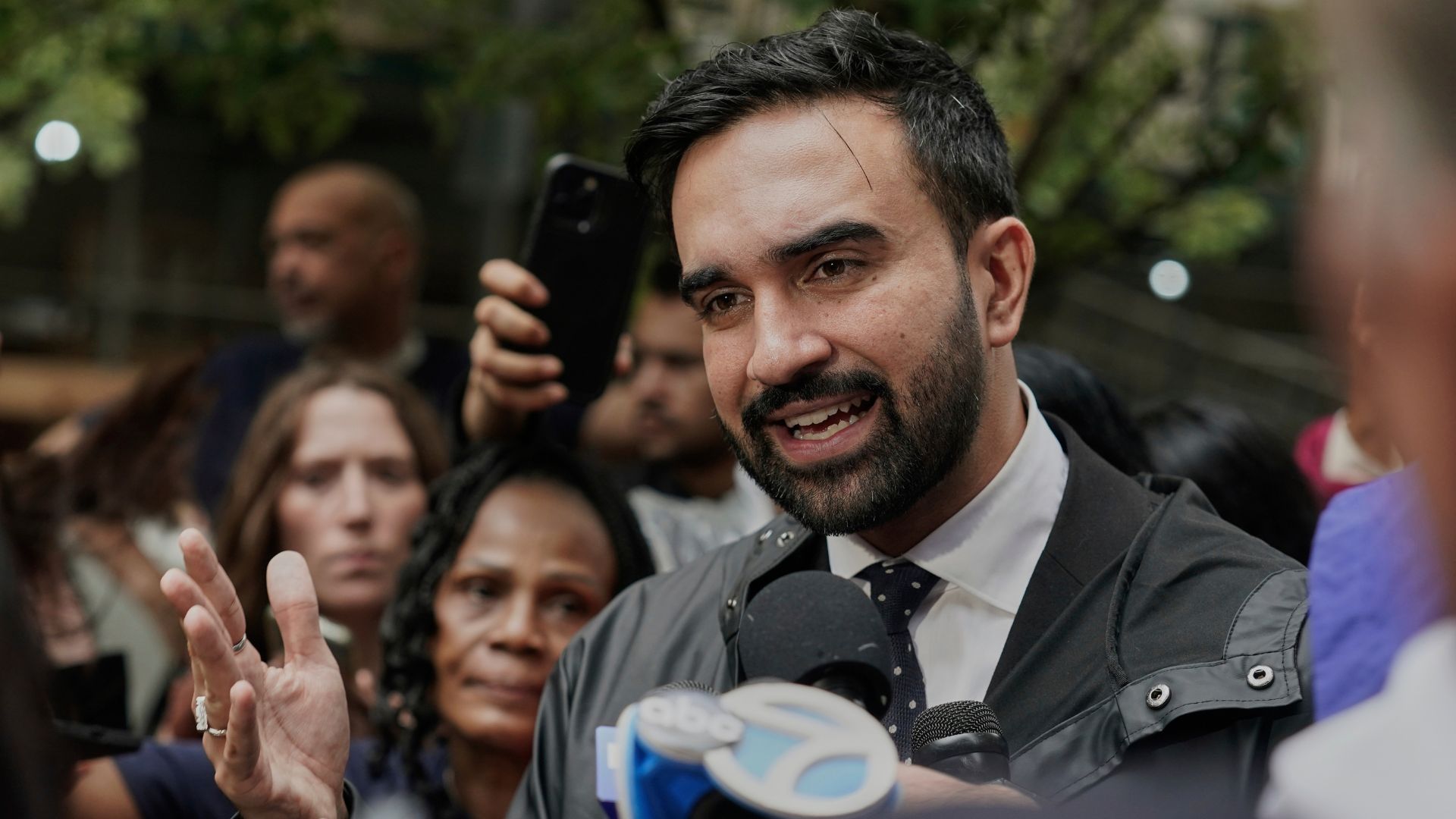 ریشه‌های خانوادگی و مهاجرت زهران ممدانی