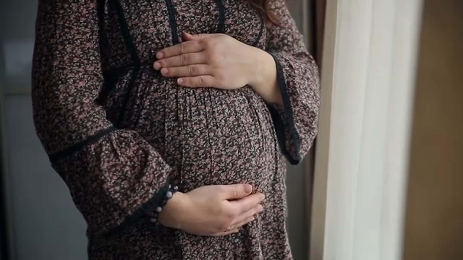 What signs to look out for when it comes to endometrial cancer