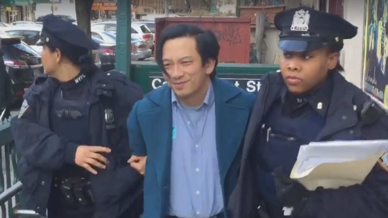 Pregnant woman kicked in stomach during subway scuffle
